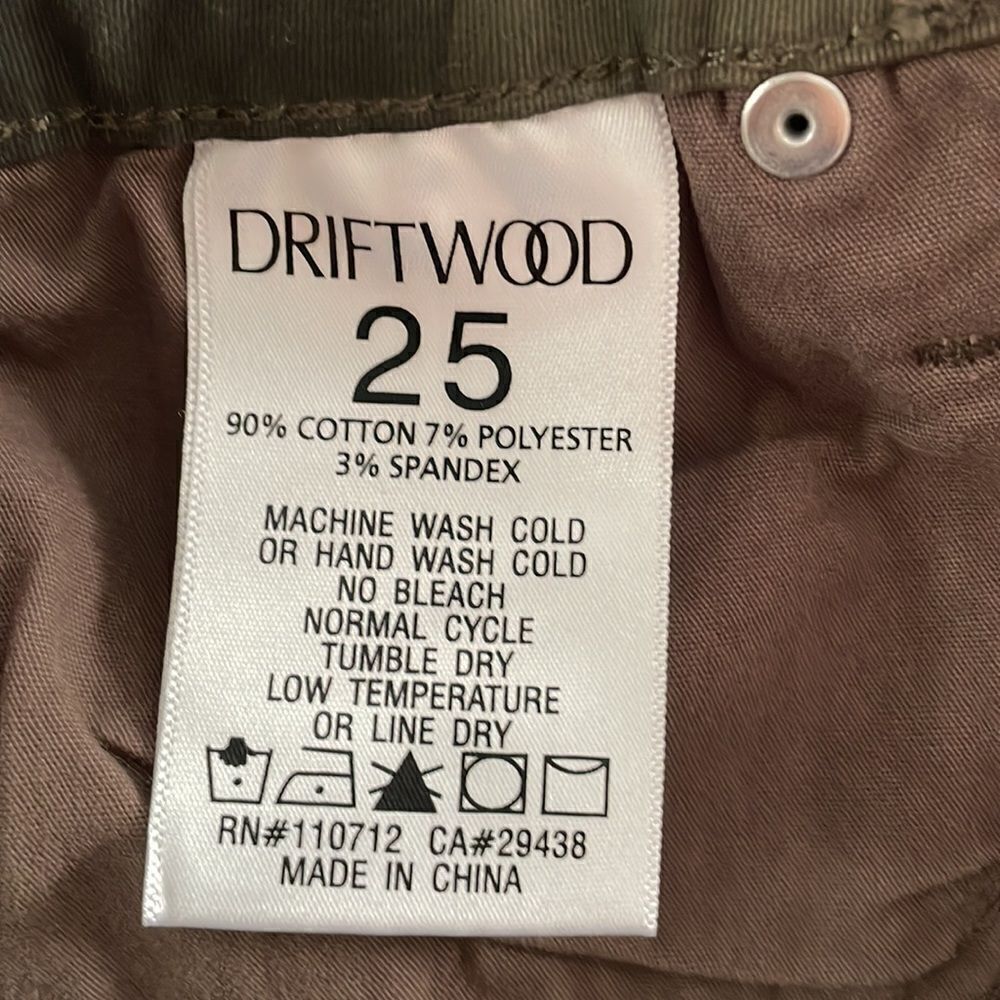 Brand New Driftwood Jackie Camo Pants‎ - Size: 25 - Picture 9 of 9